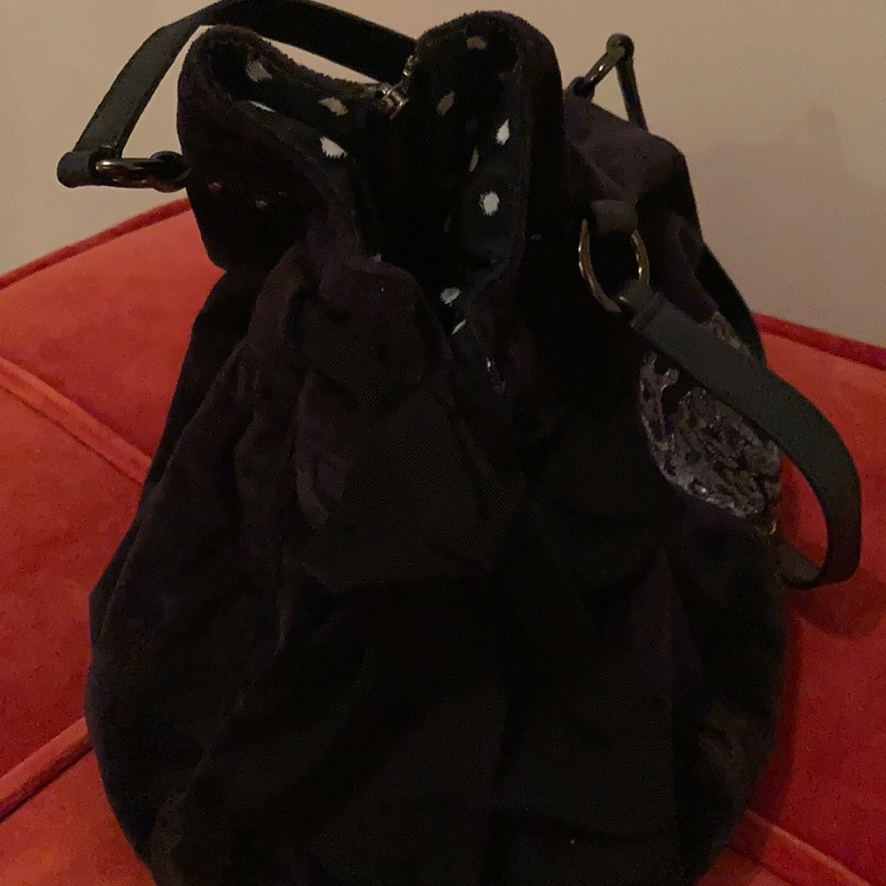 Like New - Picture 3 of 4